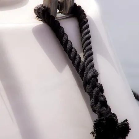 Lanzarote Yacht ספינת מלון *