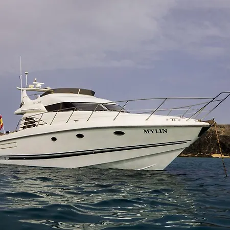 Lanzarote Yacht ספינת מלון פלאיה בלנקה