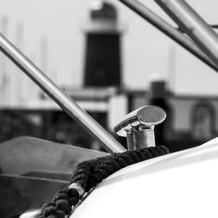 Lanzarote Yacht ספינת מלון פלאיה בלנקה