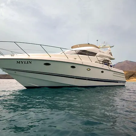 Lanzarote Yacht Botel
