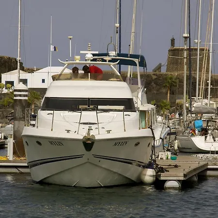 Botel Lanzarote Yacht