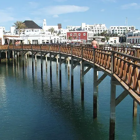 Ботель Lanzarote Yacht Коста Бланка